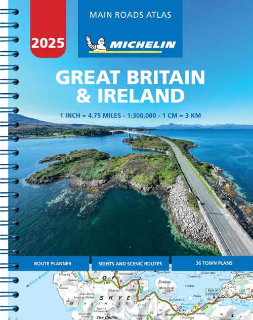 Great Britain & Ireland 2025: Main Roads Atlas